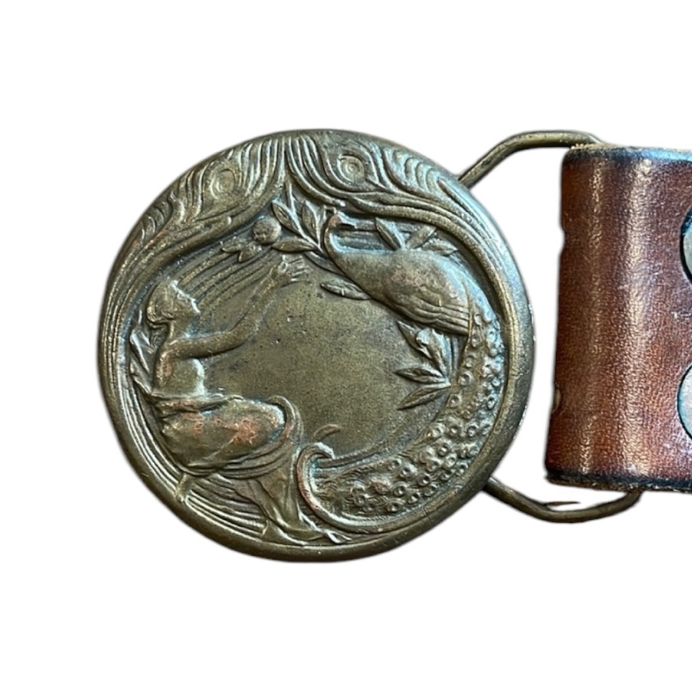 VINTAGE BERGAMOT BRASS WORKS WOMAN AND PEACOCK BUCKLE & BOHO FLORAL LEATHER BELT - Picture 2 of 10